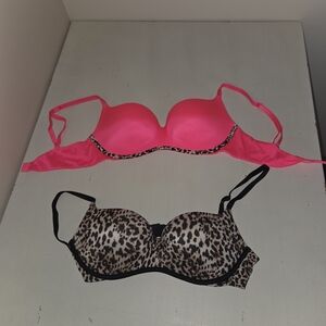 Victoria's Secret Pink and Leopard Print Bra Set